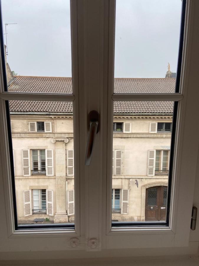 Le Duplex St Nicolas Beaune (Cote d'Or)